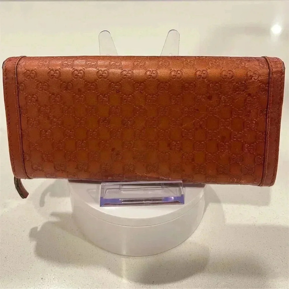 Gucci Women's Brown Leather Zip-Around Wallet with Logo Accents - Picture 3 of 10